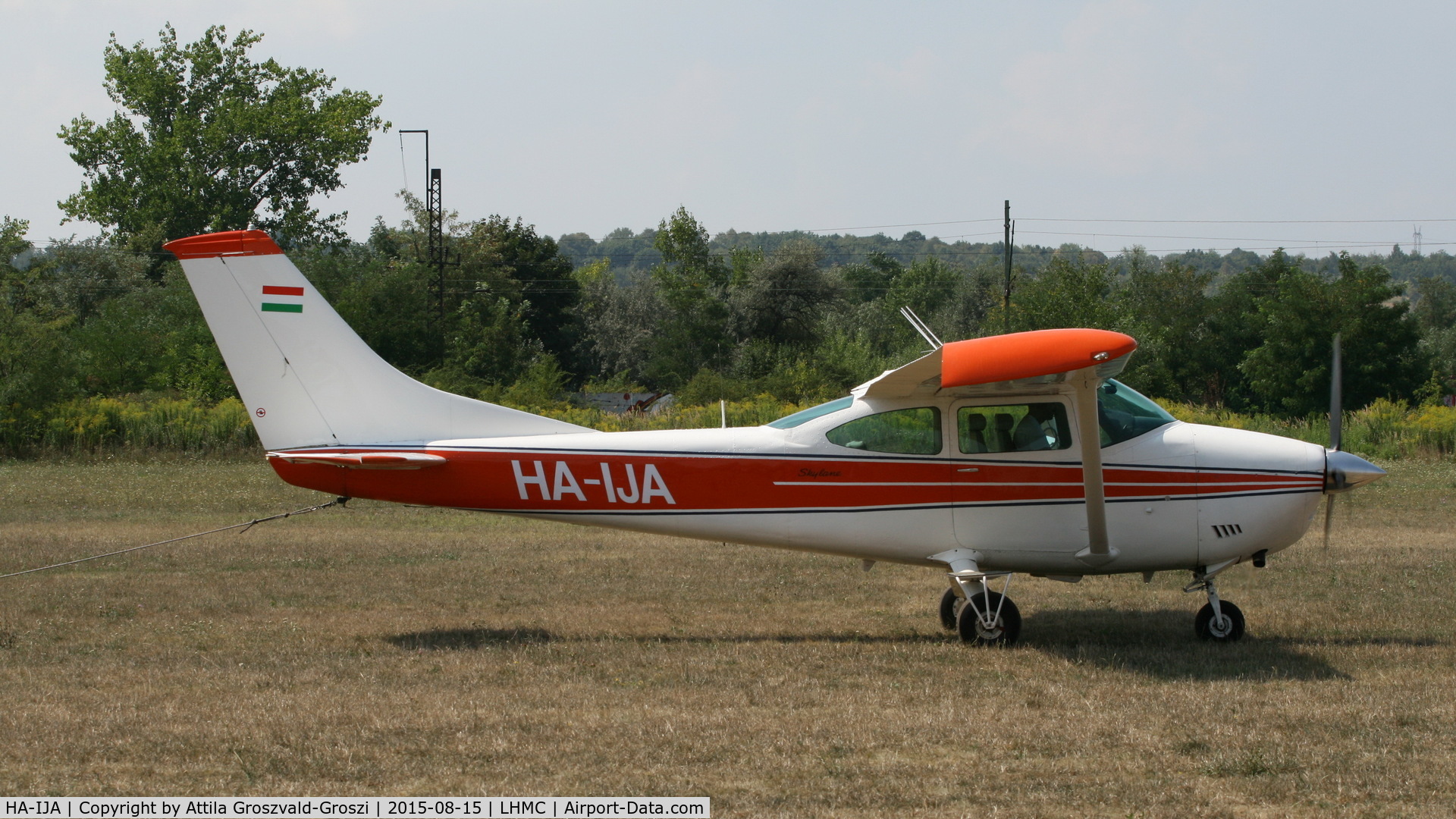 HA-IJA, 1972 Cessna 182P Skylane Skylane C/N 18261398, Miskolc Airport, Hungary - Airshow 2015 - towing