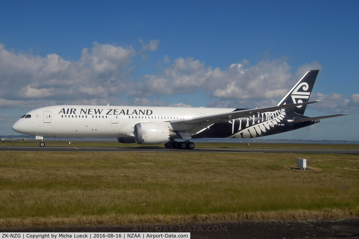 ZK-NZG, 2014 Boeing 787-9 Dreamliner Dreamliner C/N 37963, At Auckland
