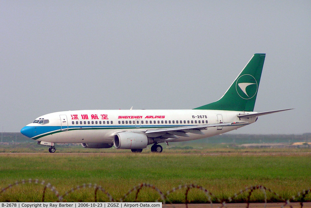 B-2678, 2001 Boeing 737-76N C/N 32244, Boeing 737-76N [32244] (Shenzhen Airlines) Shenzhen-Baoan~B 23/10/2006