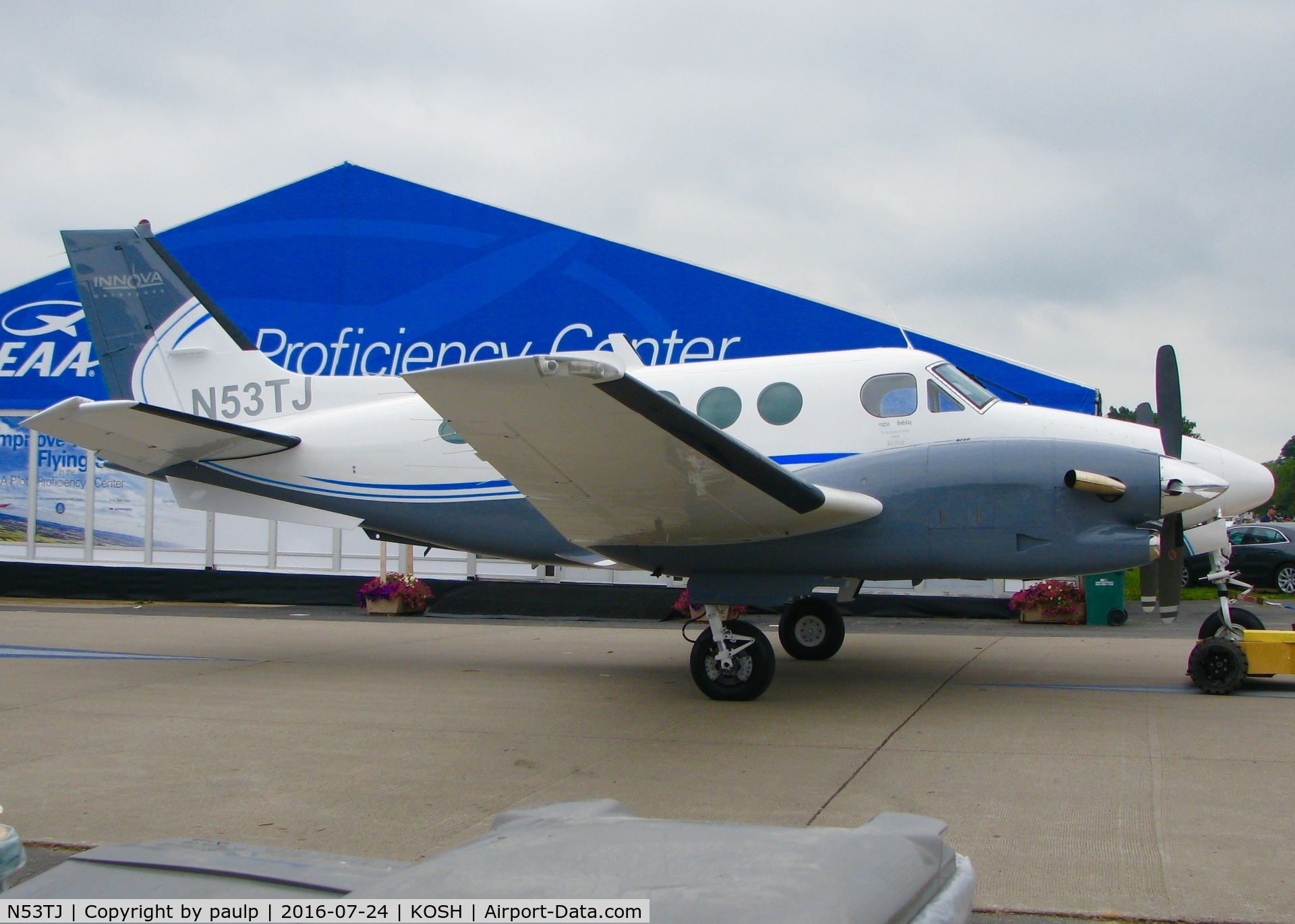 N53TJ, 1989 Beech C90A King Air C/N LJ-1209, AirVenture 2016.