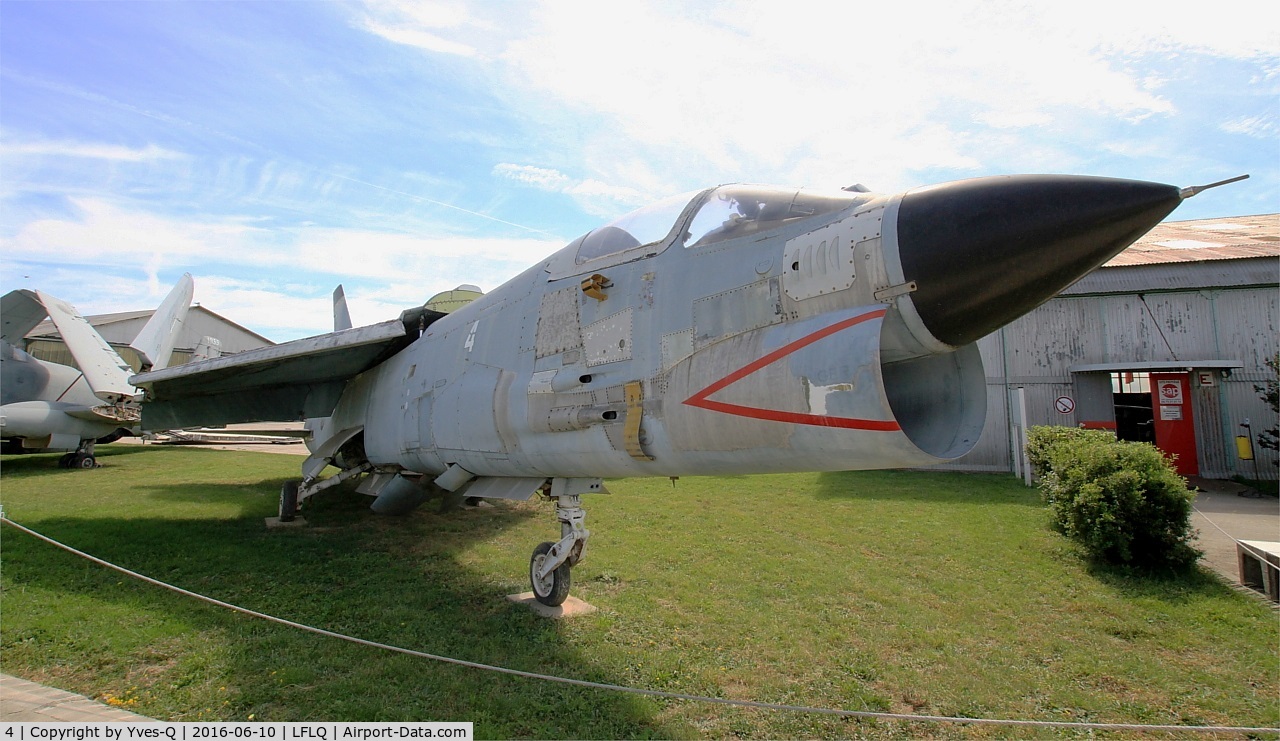 4, Vought F-8E(FN) Crusader C/N 1216, Vought F-8E(FN) Crusader, Musée Européen de l'Aviation de Chasse, Montélimar-Ancône airfield (LFLQ)