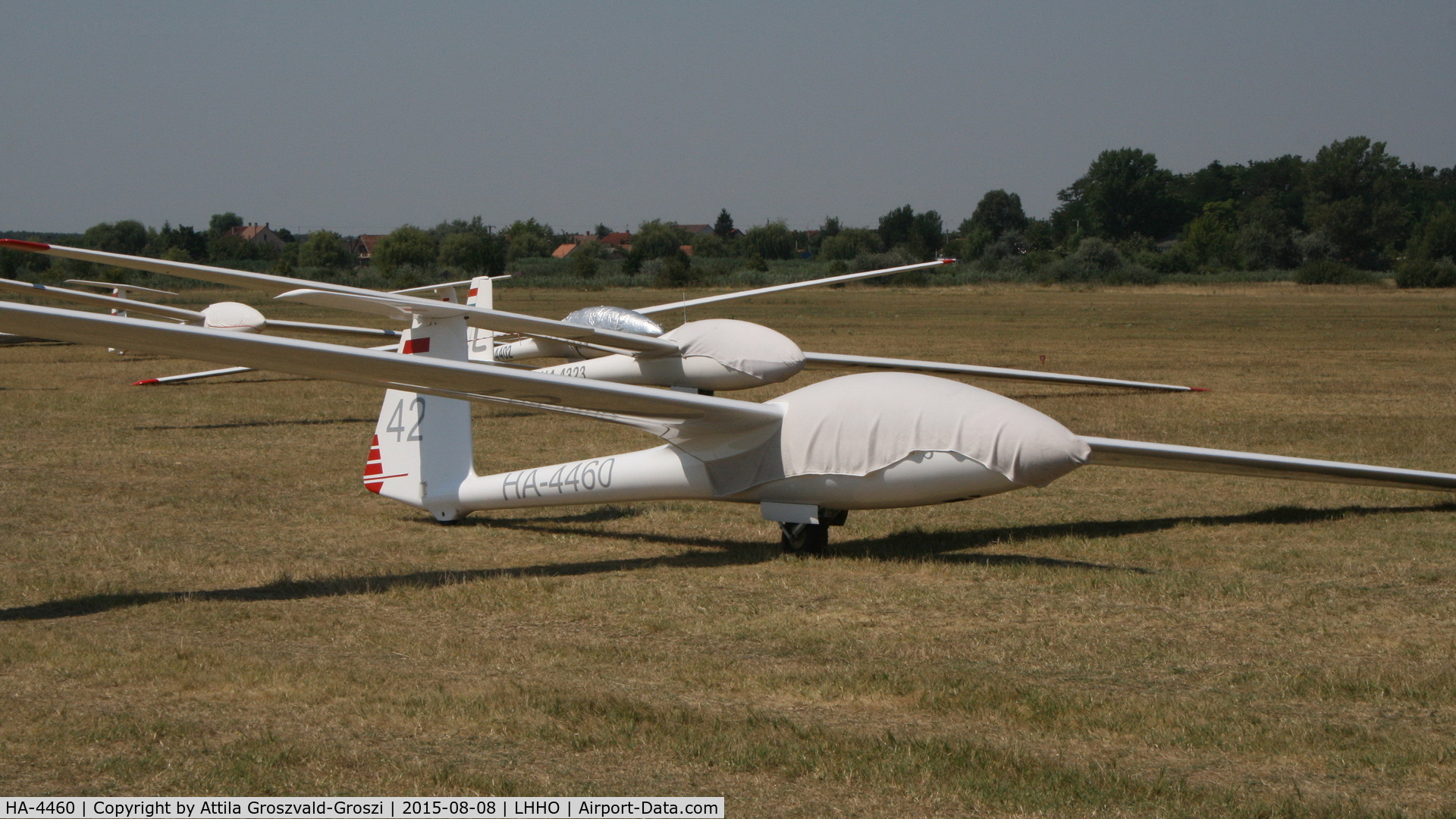 HA-4460, 1986 PZL-Bielsko SZD-48-3 Jantar Standard 3 C/N B-1571, Hajdúszoboszló Airport, Hungary - 60. Hungary Gliding National Championship and third Civis Thermal Cup, 2015