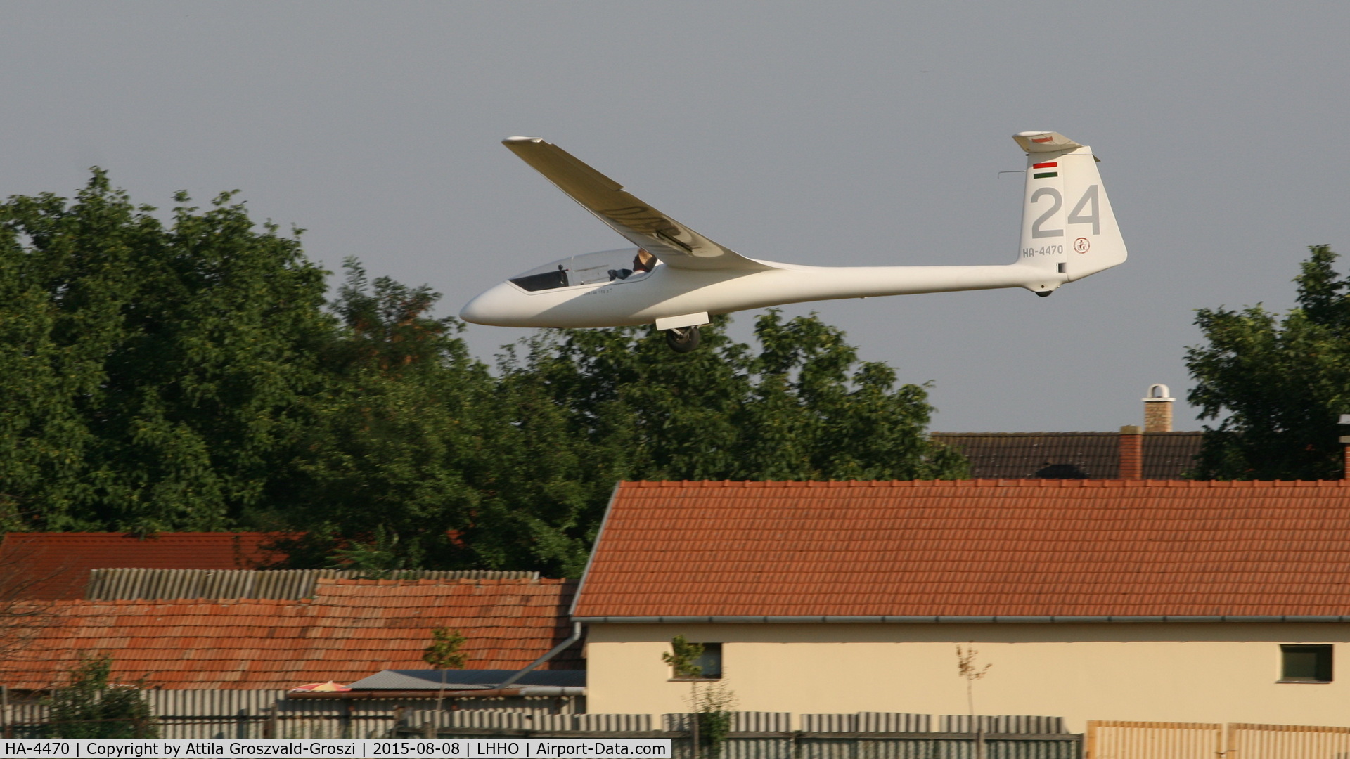 HA-4470, 1985 PZL-Bielsko SZD-48-3 Jantar Standard 3 C/N B-1452, Hajdúszoboszló Airport, Hungary - 60. Hungary Gliding National Championship and third Civis Thermal Cup, 2015