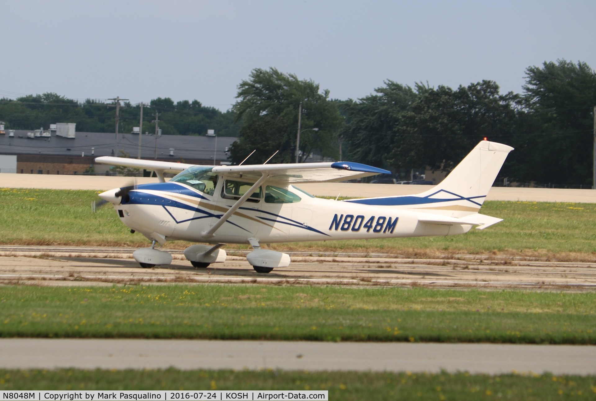 N8048M, 1976 Cessna 182P Skylane C/N 18264532, Cessna 182P