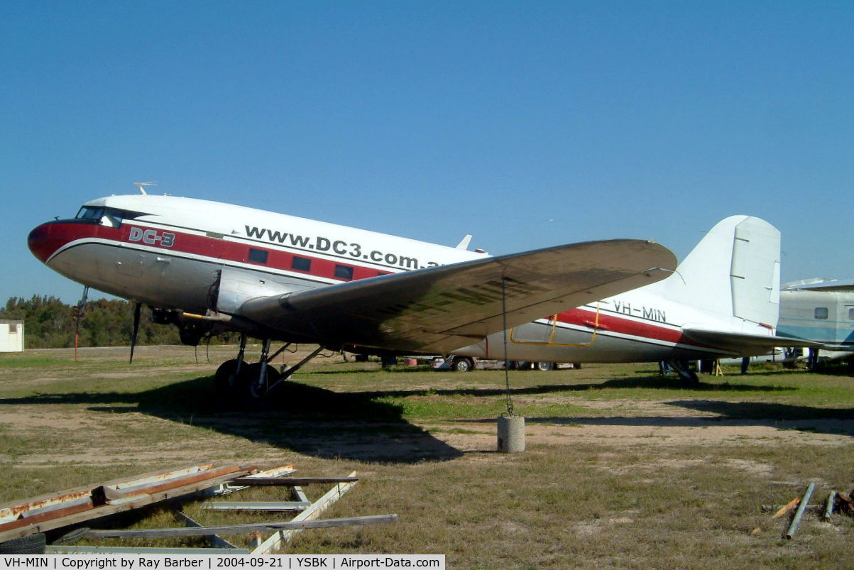 VH-MIN, 1942 Douglas DC3C-S1C3G (C-47A) C/N 13459, Douglas DC-3C-47A-1-DK [12056] (Discovery Air Tours) Sydney-Bankstown~VH 21/09/2004
