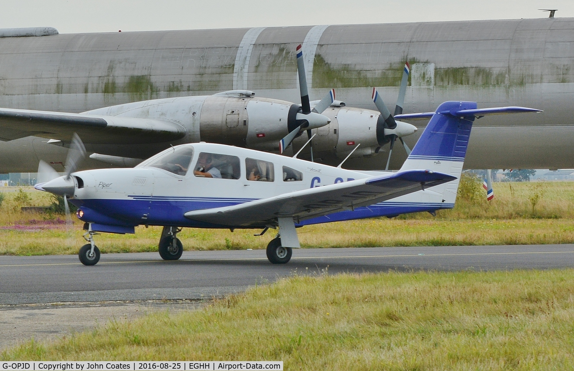 G-OPJD, 1982 Piper PA-28RT-201T Turbo Arrow IV C/N 28R-8231028, Taxiing on arrival