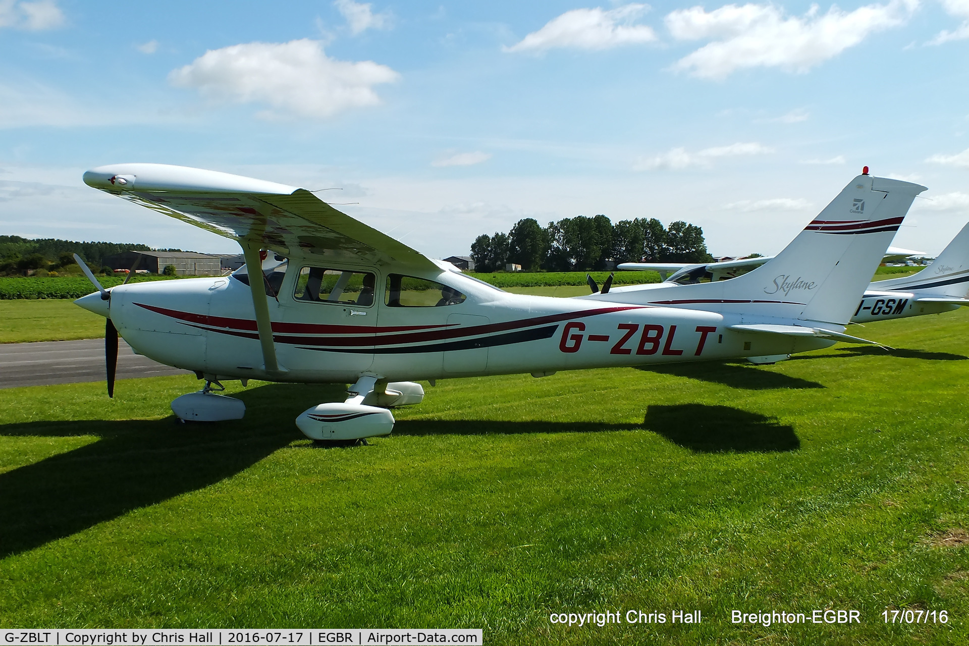 G-ZBLT, 2000 Cessna 182S Skylane C/N 18280910, at Breighton's Summer Fly-in