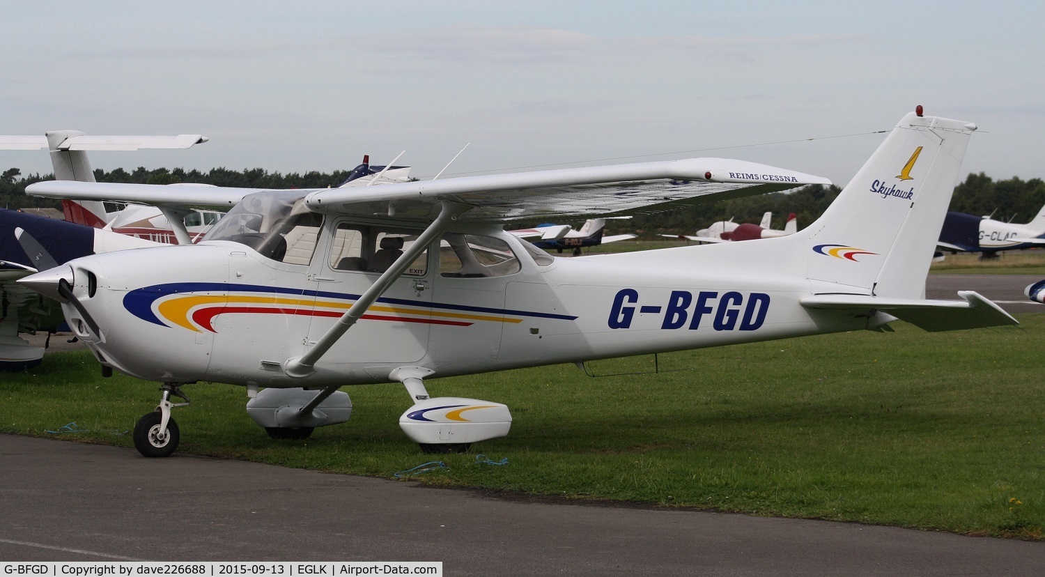 G-BFGD, 1977 Reims F172N Skyhawk C/N 1545, G BFGD at Blackbushe