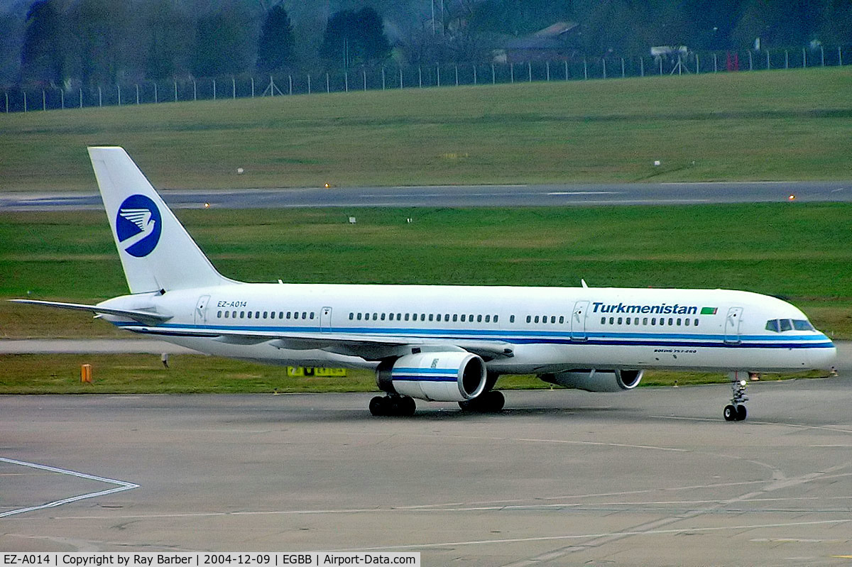 EZ-A014, 2001 Boeing 757-22K C/N 30863, Boeing 757-22K [30863] (Turkmenistan Airlines) Birmingham Int'l~G 09/12/2004