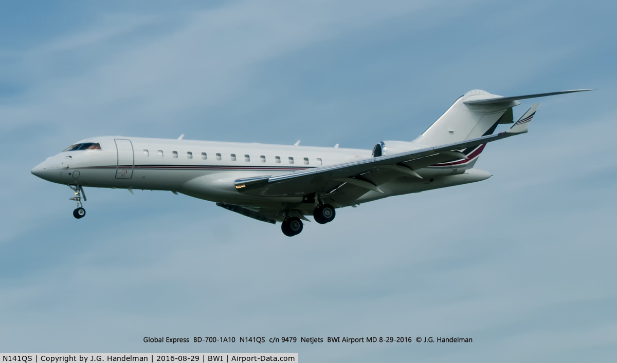 N141QS, 2012 Bombardier BD-700-1A10 Global 6000 C/N 9479, On final to 33L.