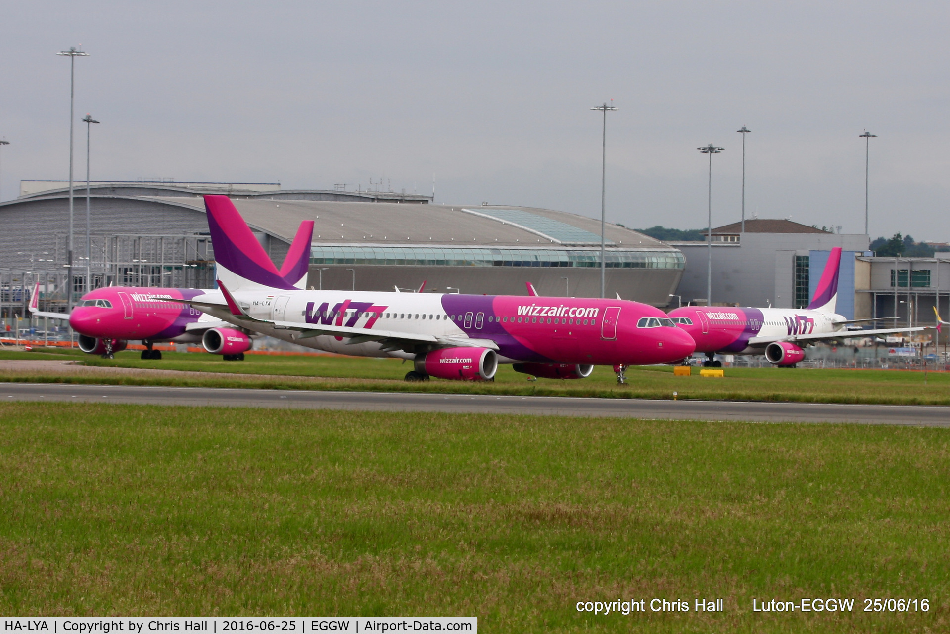 HA-LYA, 2014 Airbus A320-232 C/N 6077, Wizzair