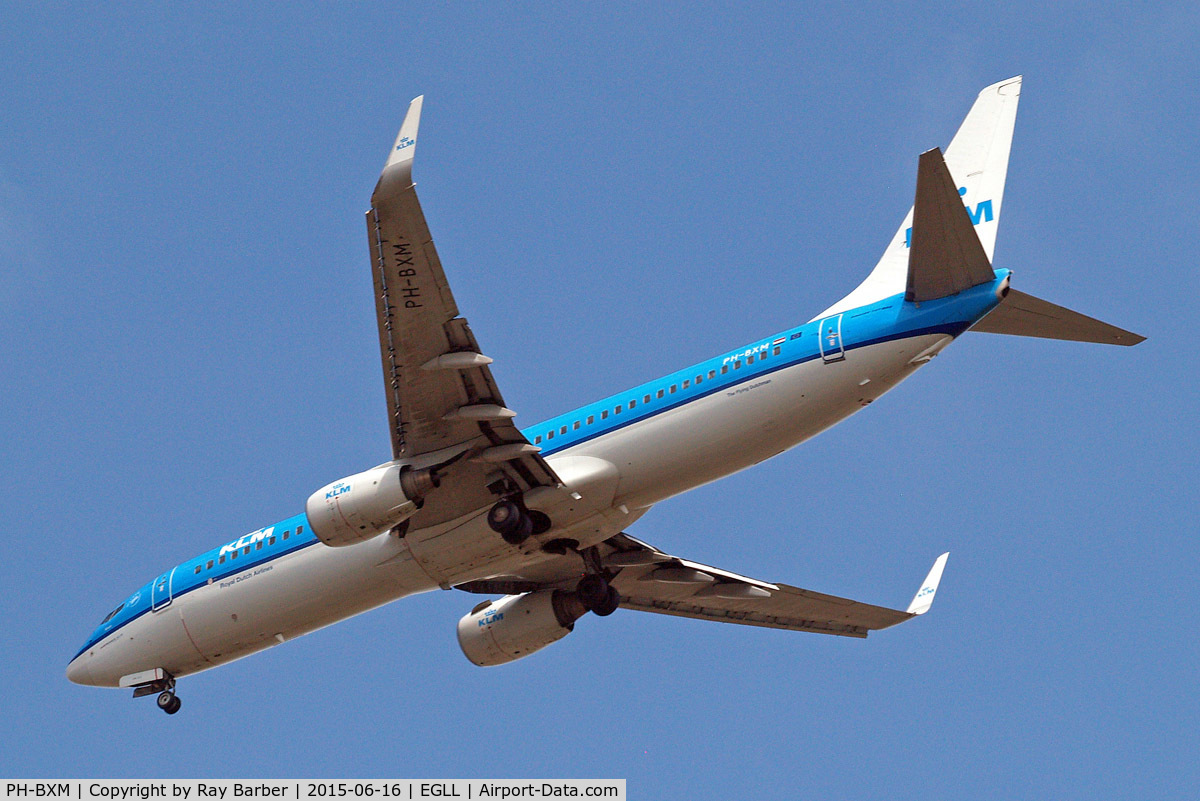 PH-BXM, 2000 Boeing 737-8K2 C/N 30355, Boeing 737-8K2 [30355] (KLM Royal Dutch Airlines) Home~G 16/06/2015. On approach 27R.
