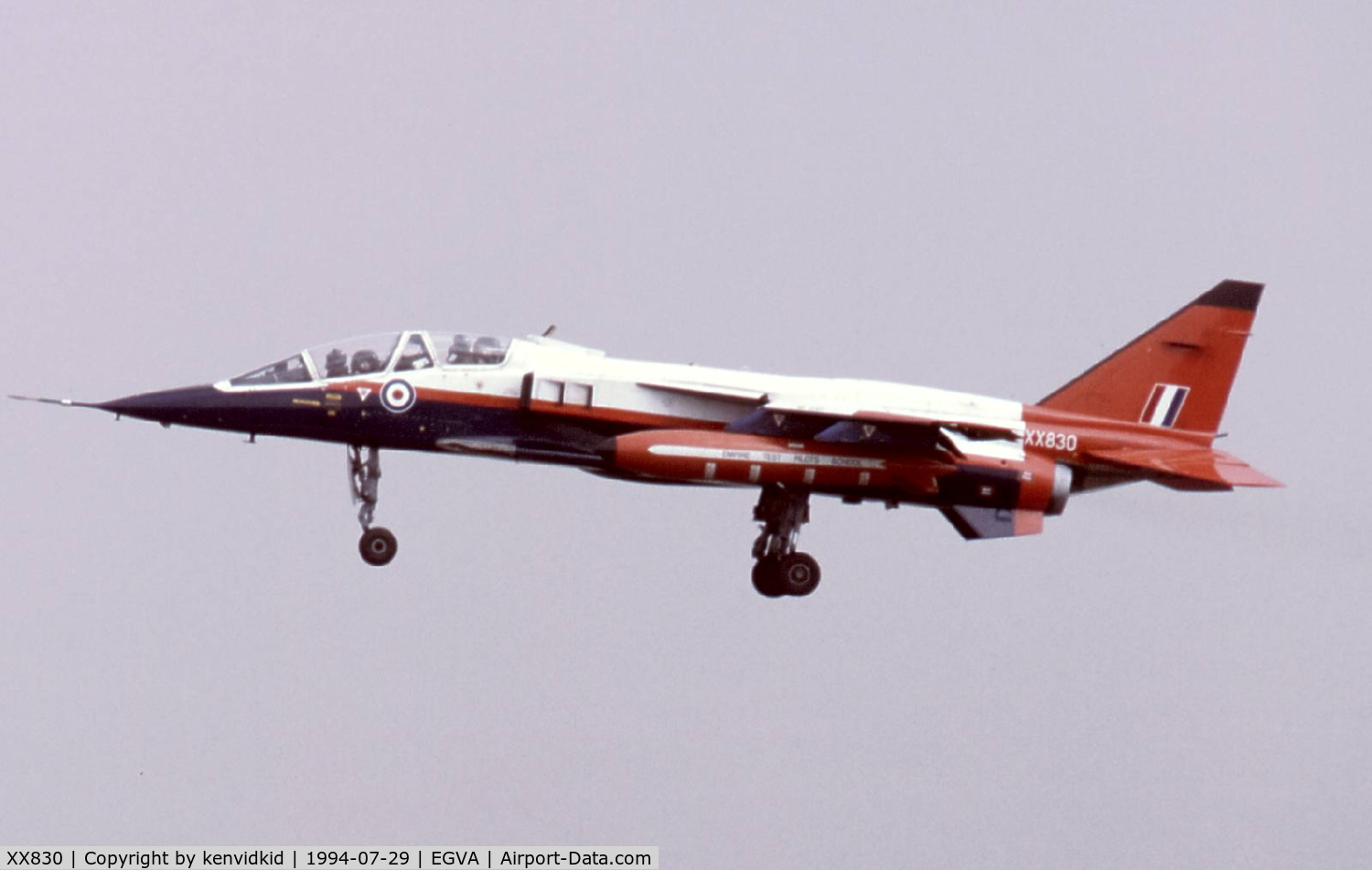 XX830, Sepecat Jaguar T.2 C/N B18, ETPS arriving at RIAT.