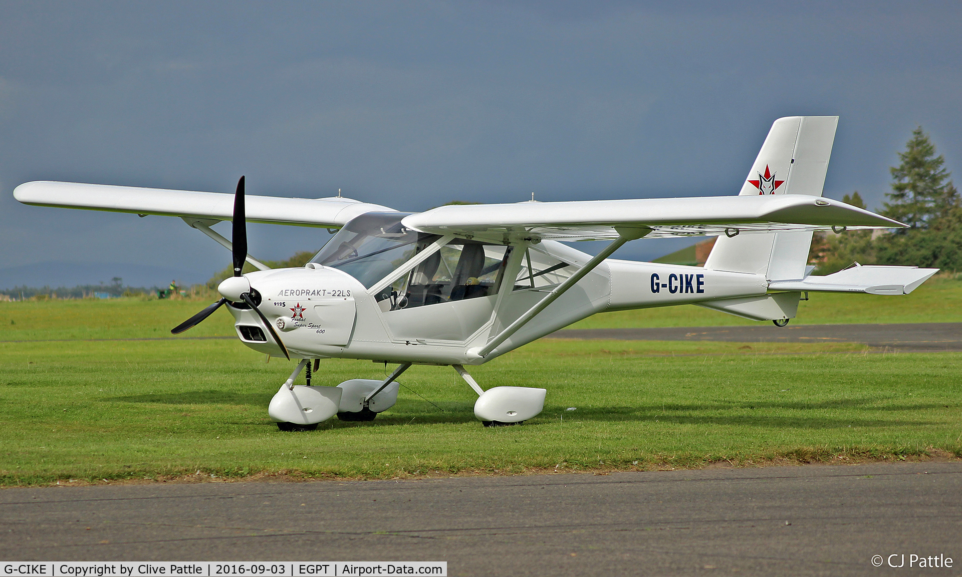 G-CIKE, 2014 Aeroprakt A22-LS Foxbat C/N LAA 317B-15298, In action at Perth EGPT