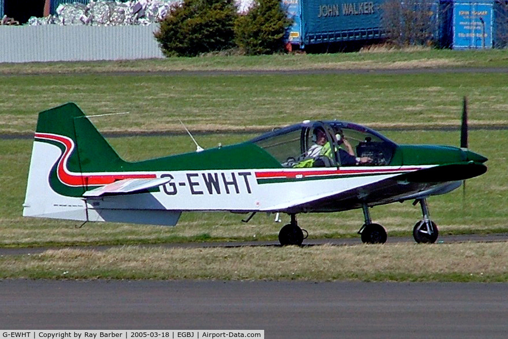 G-EWHT, 2004 Robin R-2112 Alpha C/N 371, Robin R.2112 Alpha [371] Staverton~G 18/03/2005