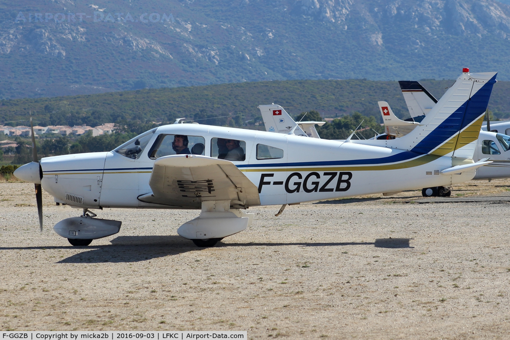 F-GGZB, Piper PA-28-181 Archer C/N 28-7890105, Taxiing