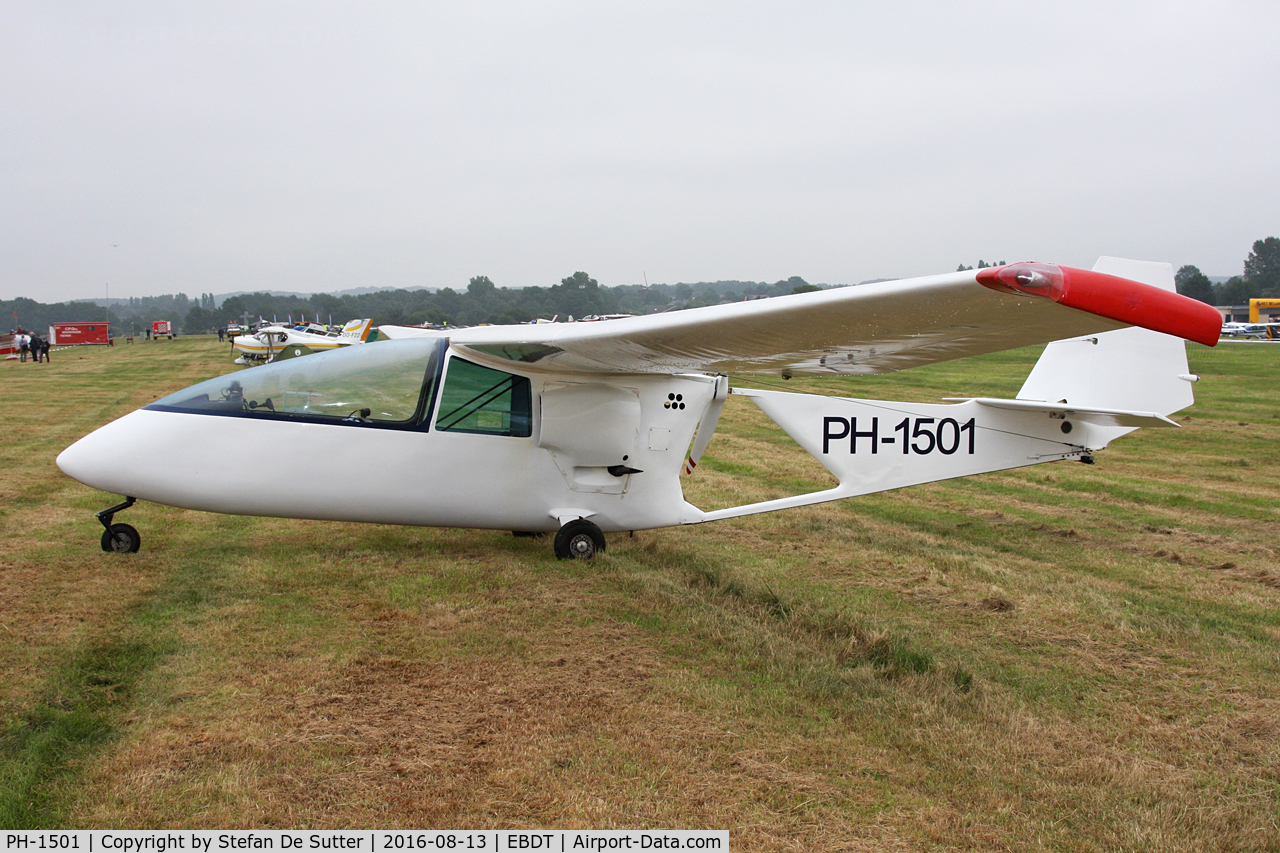 PH-1501, 1983 Brditschka HB-21/2400 Hobbyliner C/N 21028, Oldtimer Fly in 2016.