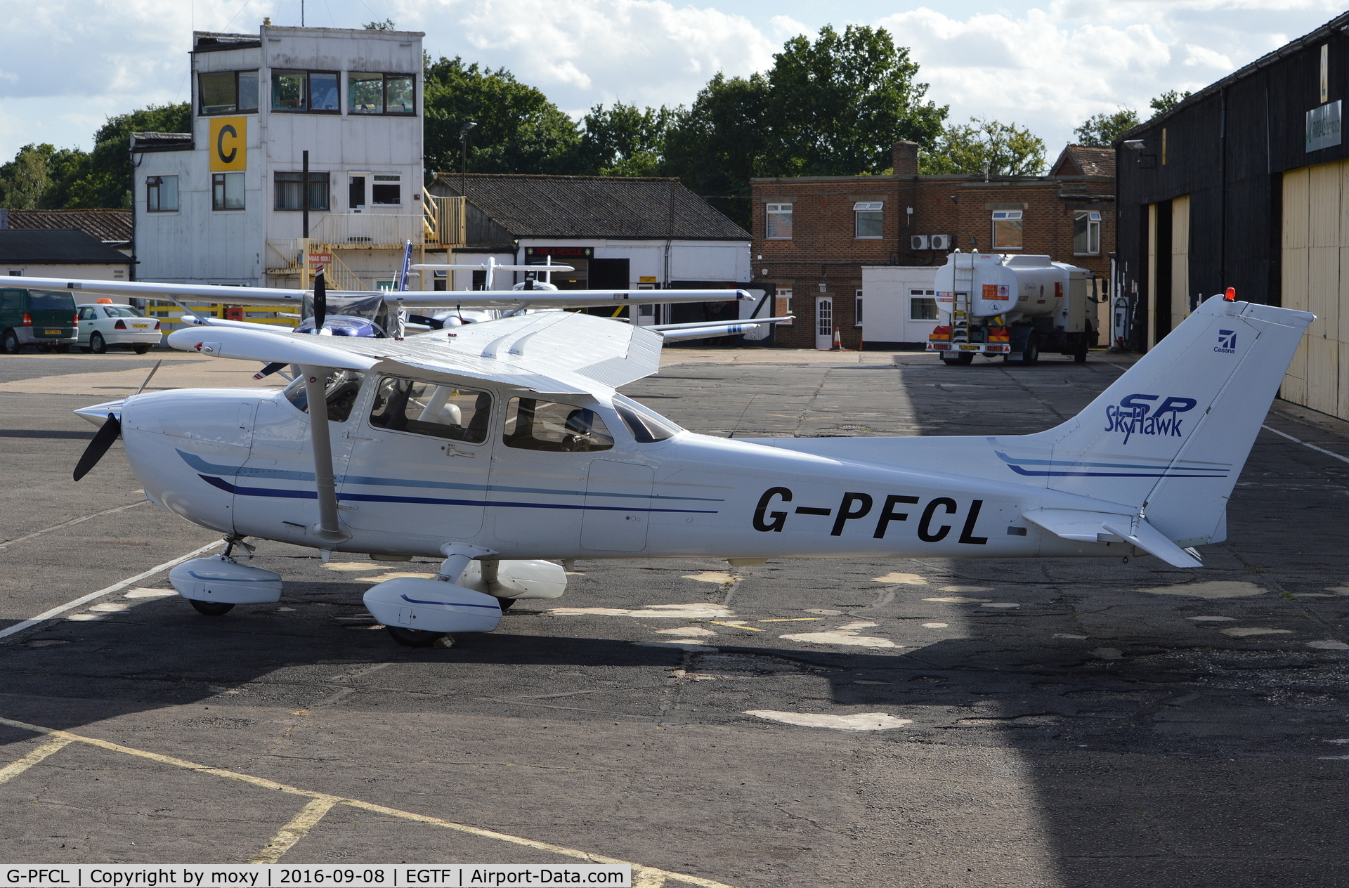 G-PFCL, 2003 Cessna 172S Skyhawk SP C/N 172S9330, Cessna 172S at Fairoaks. Ex N53287