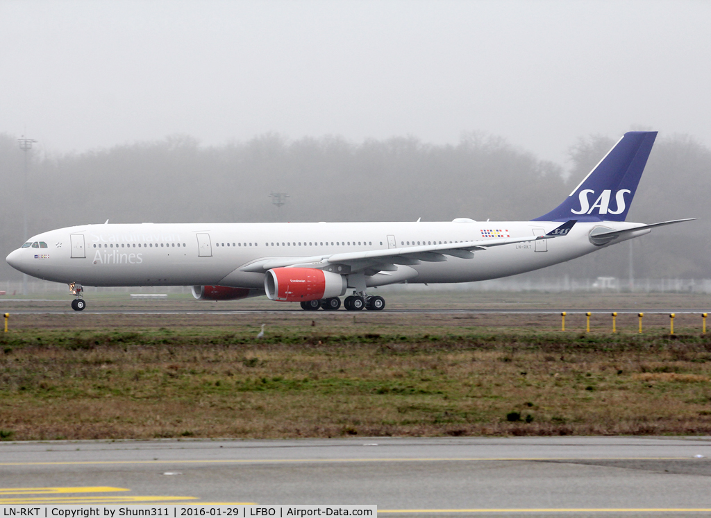 LN-RKT, 2016 Airbus A330-343E C/N 1697, Delivery day...