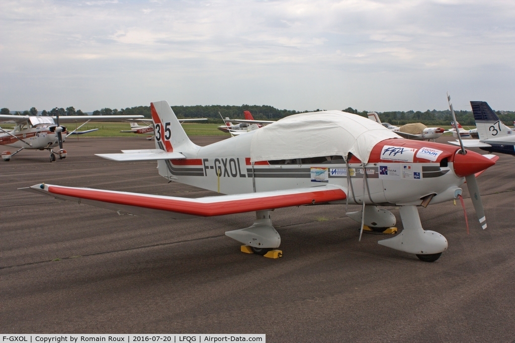 F-GXOL, Robin DR-400-120 Dauphin 2+2 C/N 2539, Parked