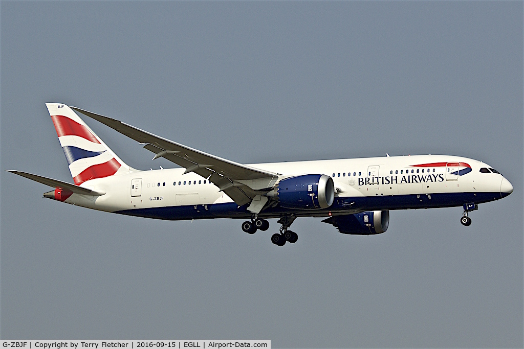 G-ZBJF, 2013 Boeing 787-8 Dreamliner C/N 38613, On approach to  London Heathrow