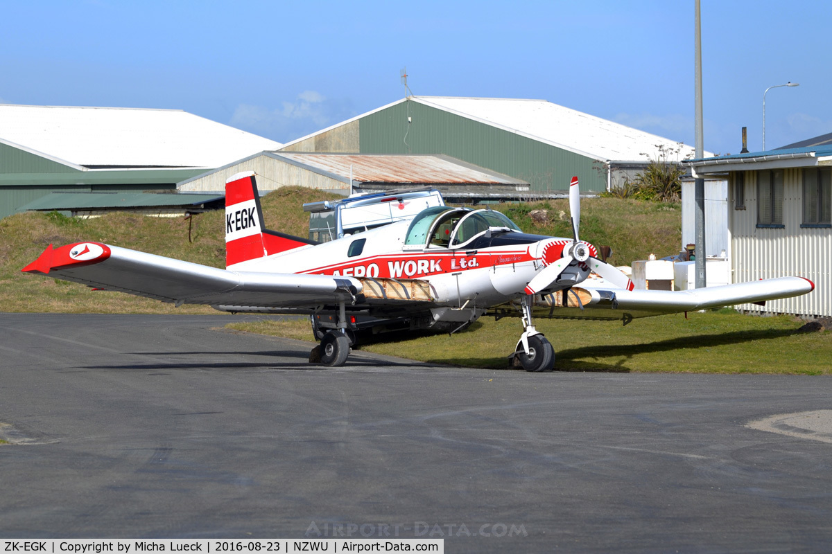 ZK-EGK, NZ Aerospace FU24-950 C/N 233, At Wanganui