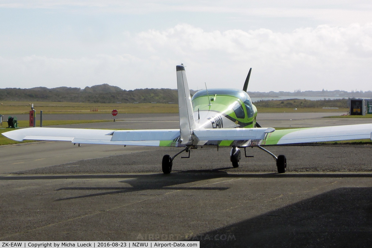 ZK-EAW, Tomark Aero Viper SD-4 C/N 035, At Wanganui
