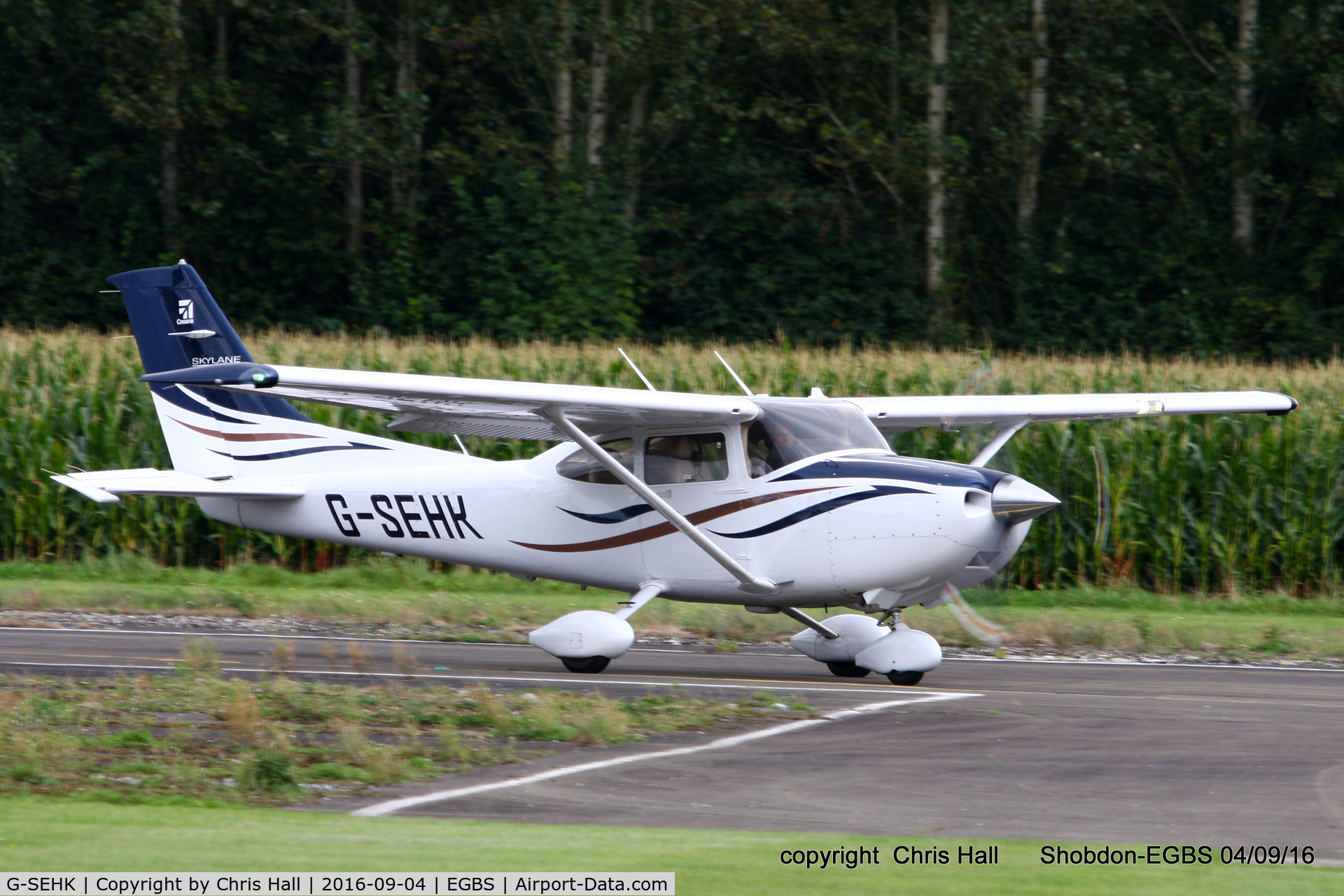G-SEHK, 2008 Cessna 182T Skylane C/N 18282132, at Shobdon