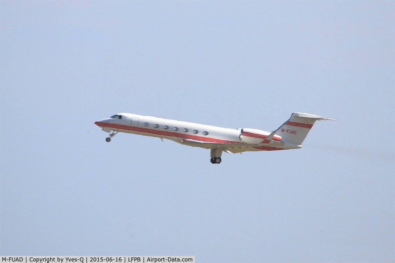 M-FUAD, 2009 Gulfstream Aerospace V-SP G550 C/N 5227, Gulfstream Aerospace V-SP G550, Take off rwy 07, Paris-Le Bourget (LFPB-LBG)