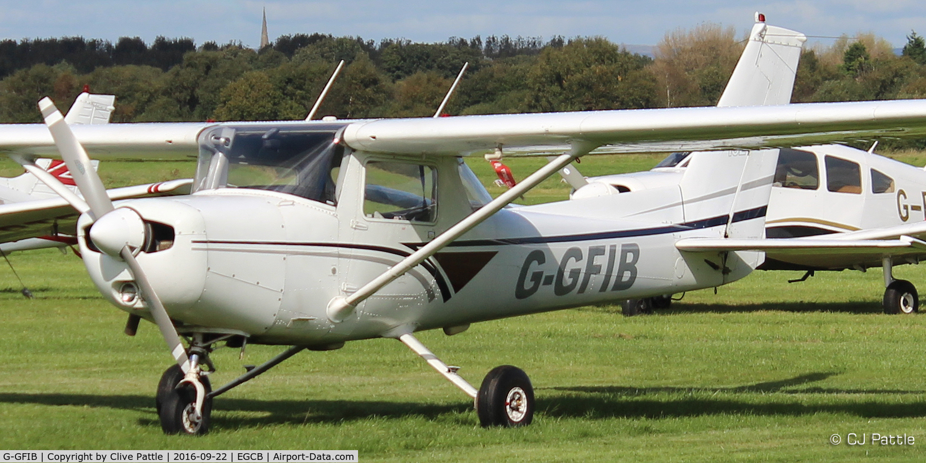 G-GFIB, 1979 Reims F152 C/N 1556, At the City Airport Manchester,  Barton EGCB