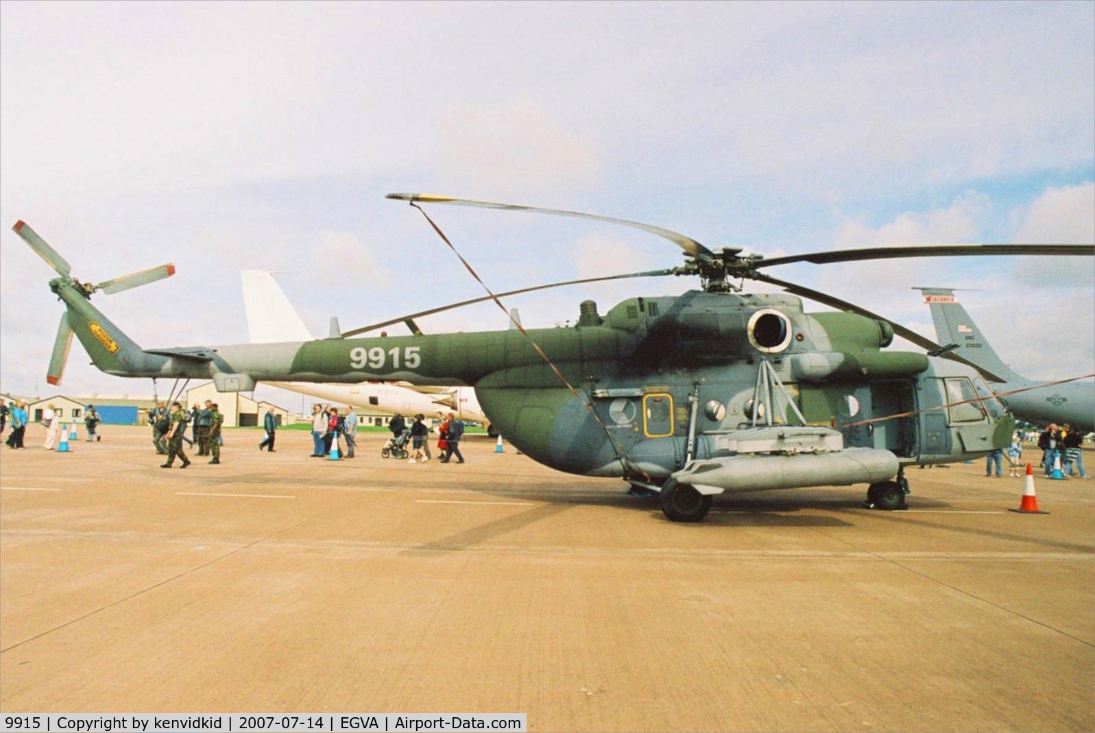9915, Mil Mi-171Sh Hip C/N 59489619915, On static display at 2007 RIAT.