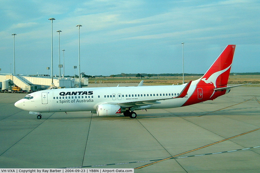 VH-VXA, 2001 Boeing 737-838 C/N 29551, Boeing 737-838 [29551] (QANTAS) Brisbane Int'l~VH 23/09/2004