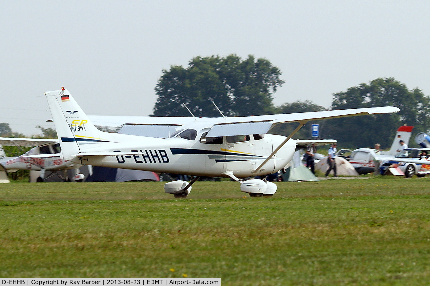 D-EHHB, Cessna 172S Skyhawk SP C/N 172S8813, Cessna 172S Skyhawk [172S-8813] Tannheim~D 23/08/2013