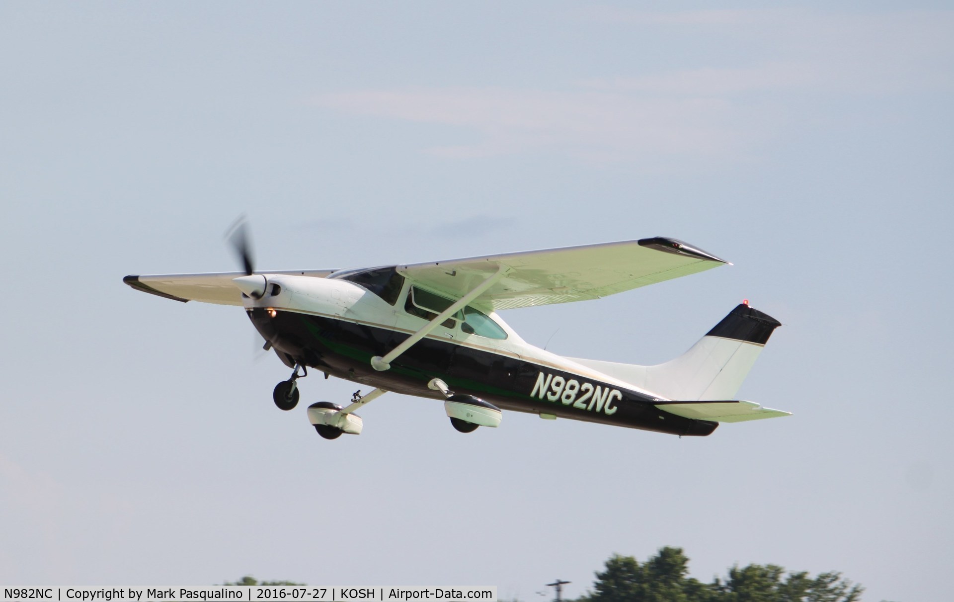 N982NC, 1980 Cessna 182Q Skylane C/N 18267655, Cessna 182Q