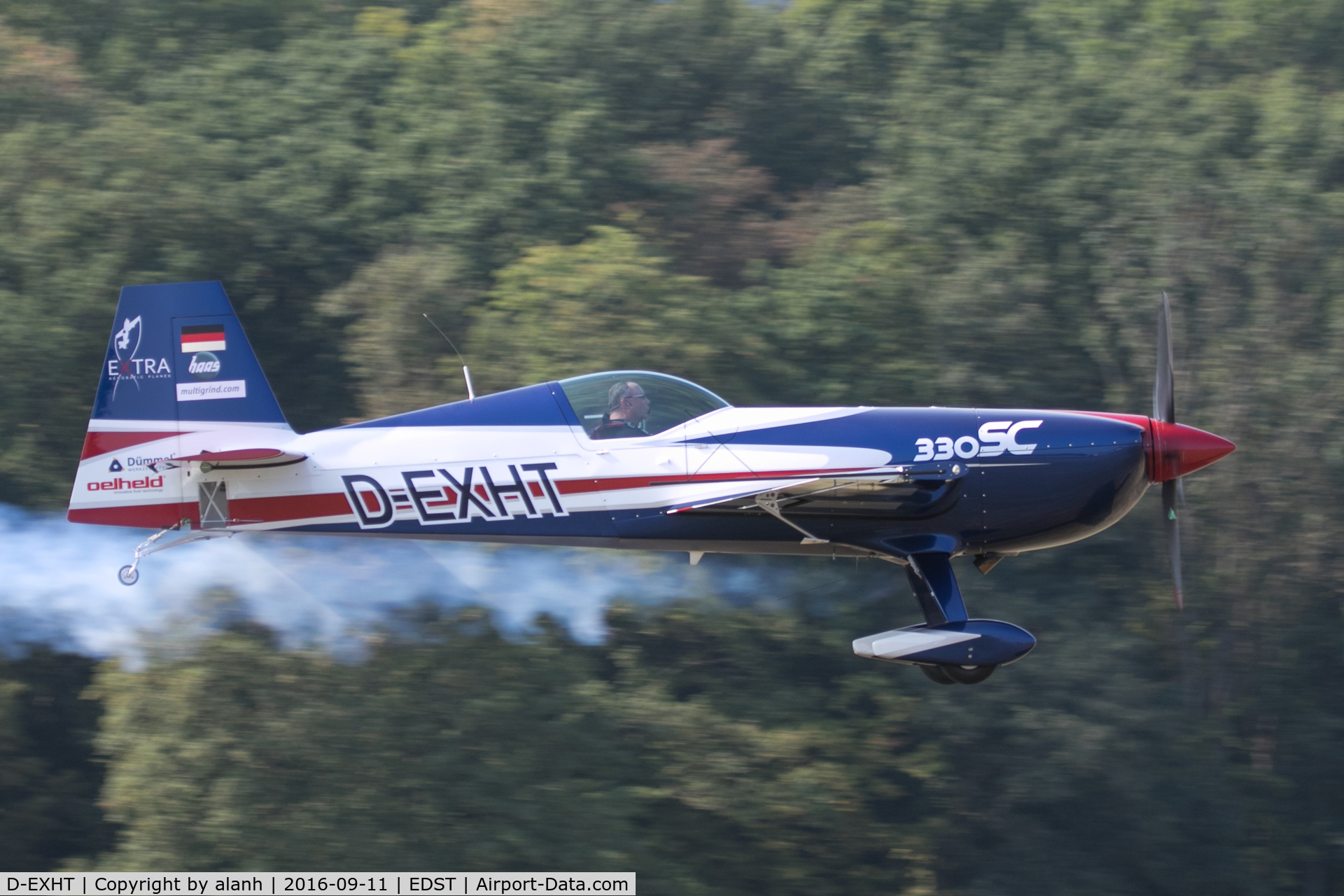 D-EXHT, 2016 Extra EA-330SC C/N SC055, Departing the 2016 Hahnweide Oldtimer Fliegertreffen