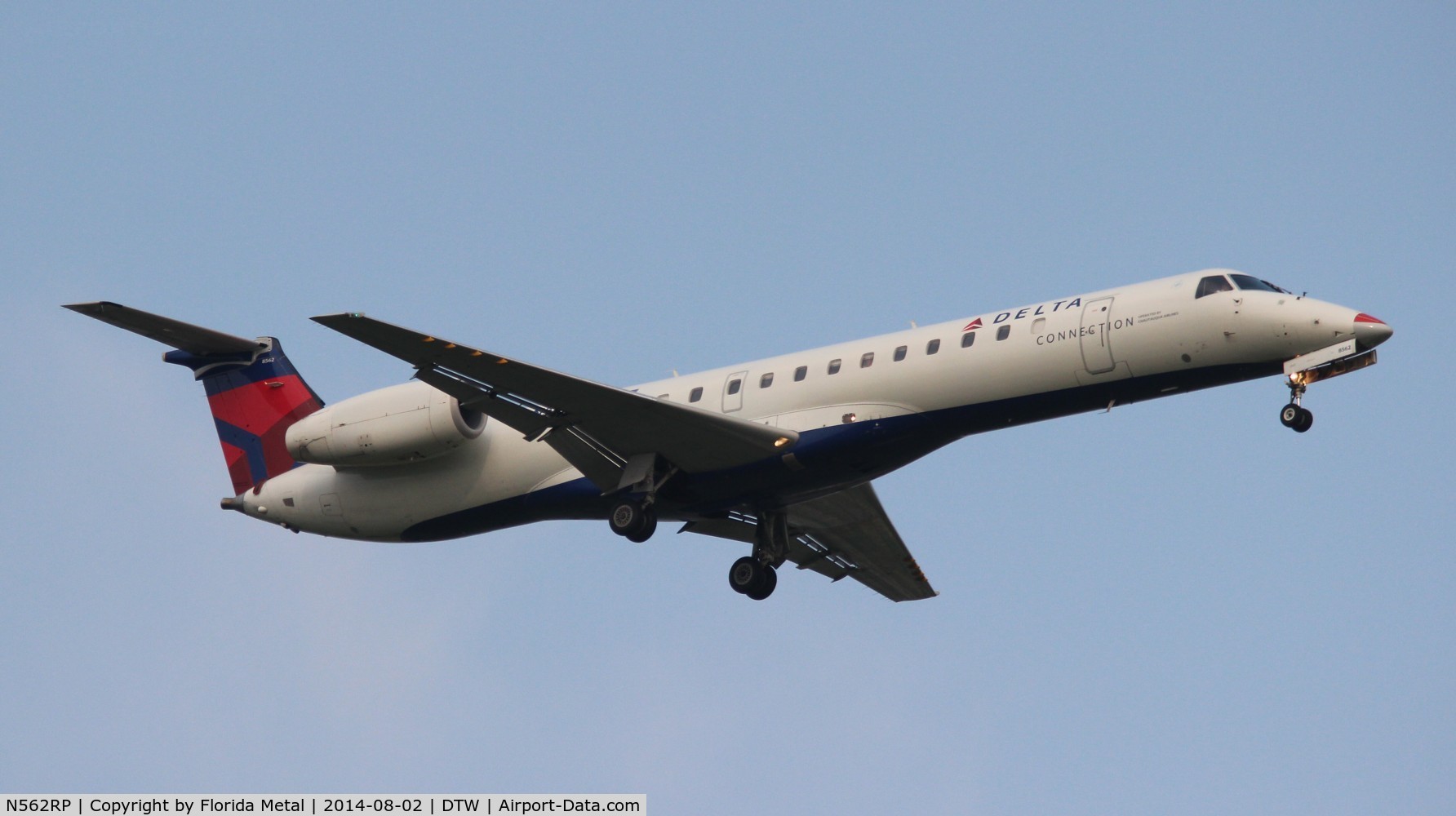 N562RP, 2002 Embraer ERJ-145LR (EMB-145LR) C/N 145451, Delta Connection E145