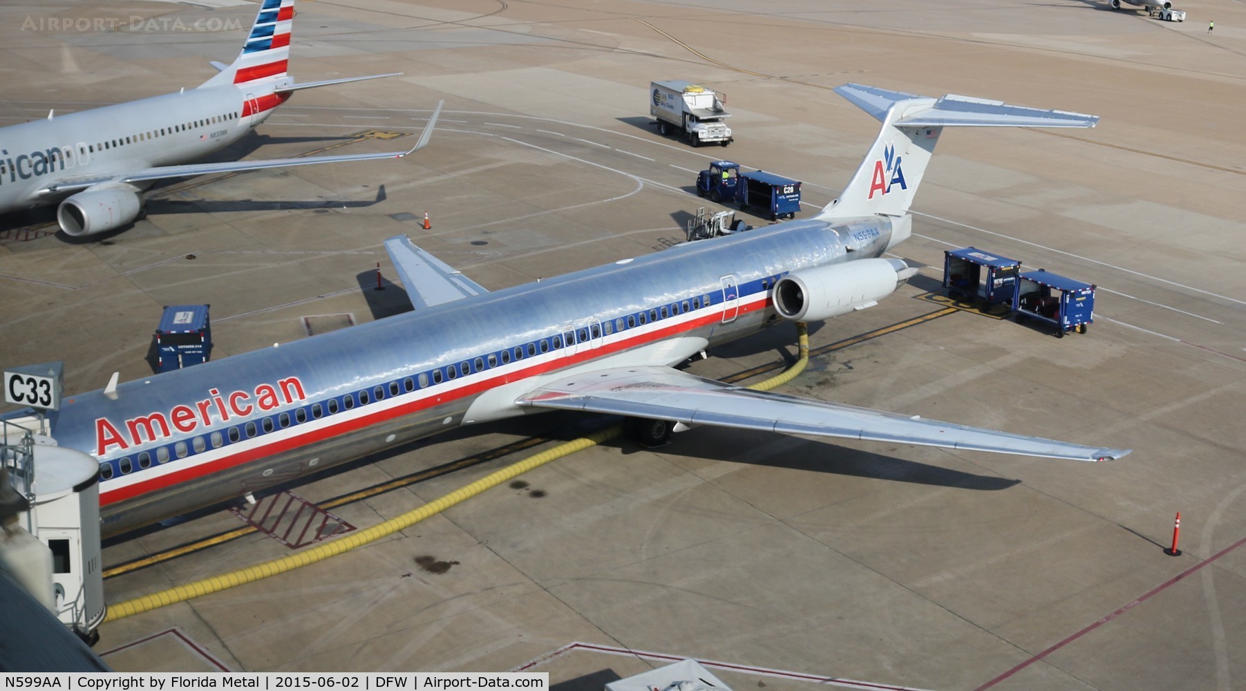 N599AA, 1992 McDonnell Douglas MD-83 (DC-9-83) C/N 53289, American