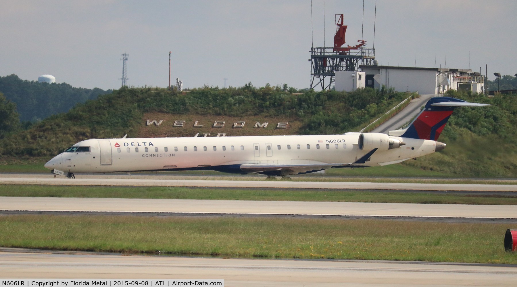 N606LR, 2008 Bombardier CRJ-900ER (CL-600-2D24) C/N 15173, Delta Connection