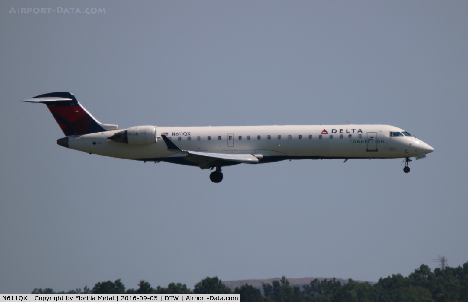 N611QX, Bombardier CRJ-701 (CL-600-2C10) Regional Jet C/N 10041, Delta Connection