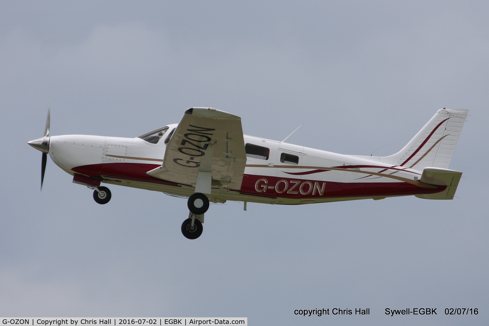 G-OZON, 2005 Piper PA-32R-301T II TC Turbo Saratoga C/N 3257393, at Aeroexpo 2016
