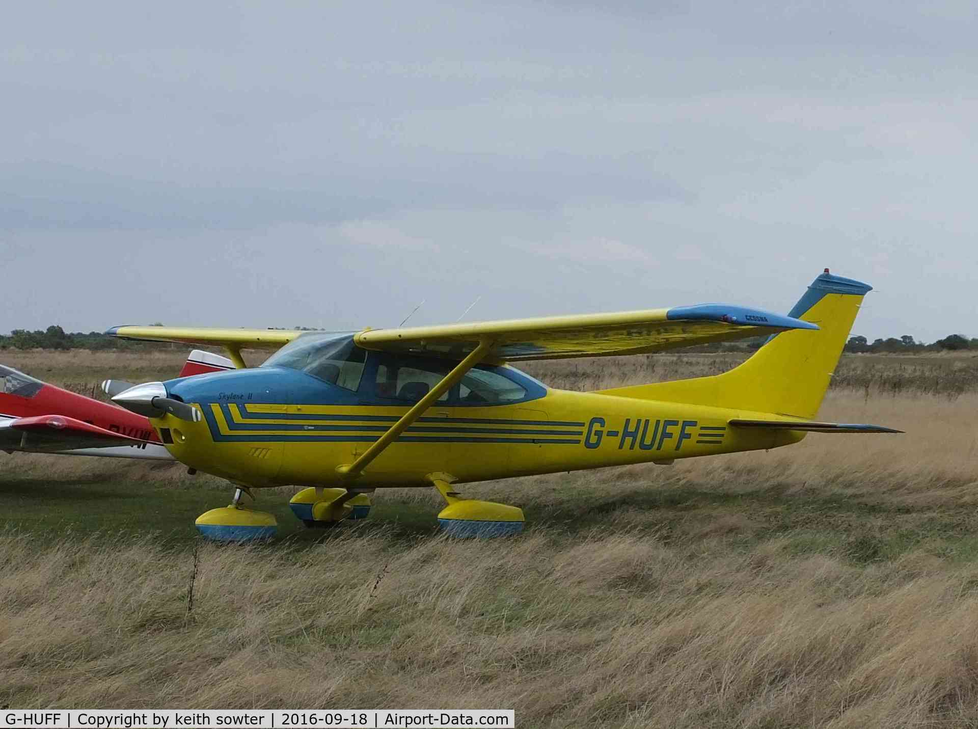 G-HUFF, 1975 Cessna 182P Skylane C/N 182-64076, Visiting Stow Maries