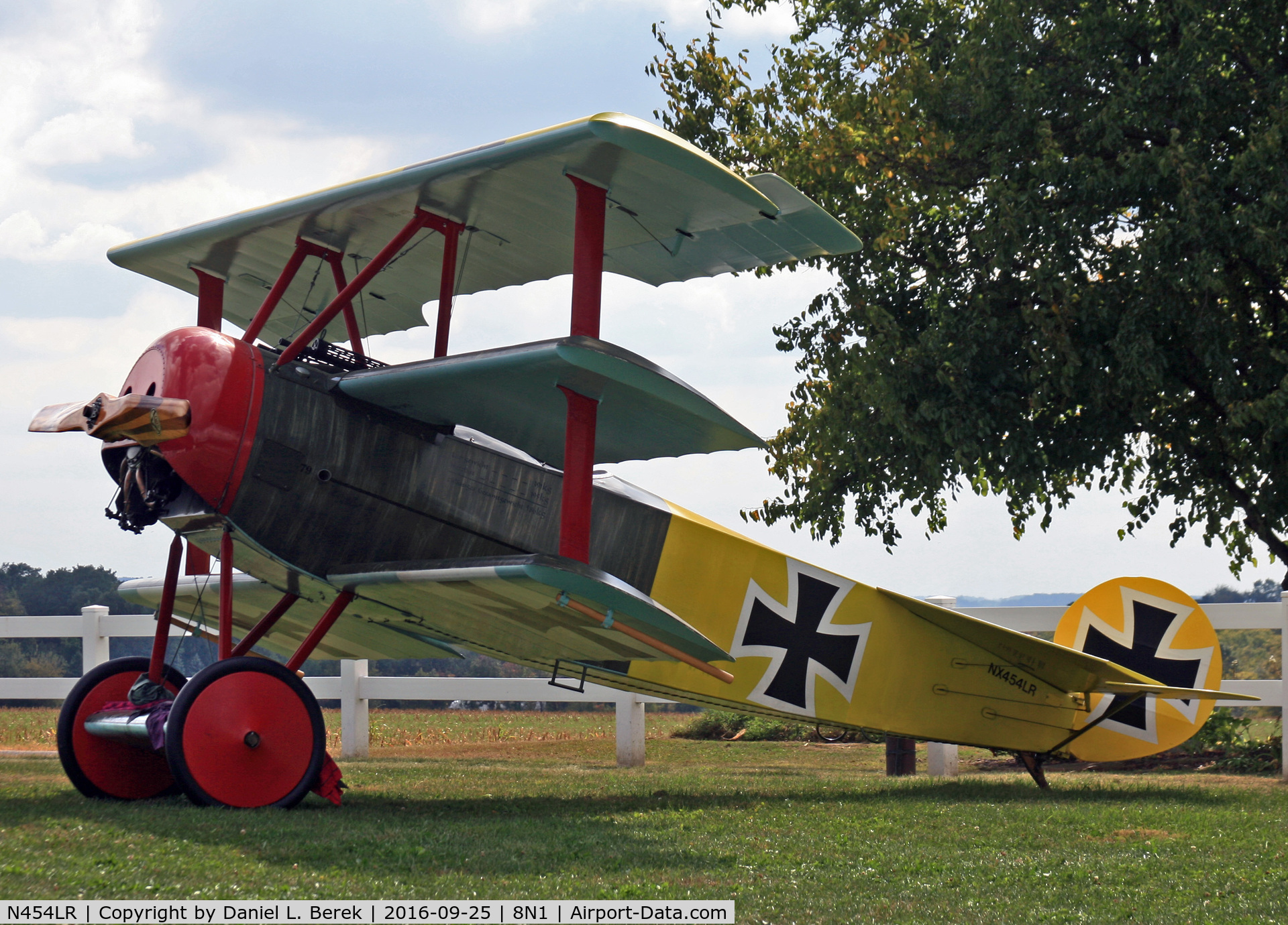 N454LR, Fokker Dr.1 Triplane Replica C/N 2079, This beautiful replica resides at the Golden Age Air Museum, Bethel, PA.