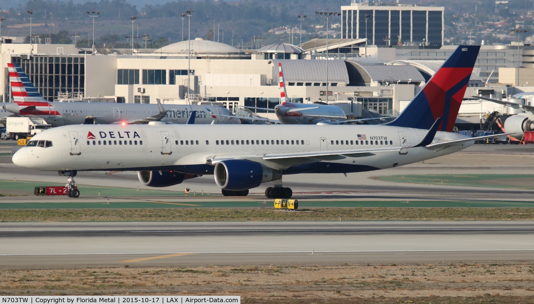 N703TW, 1996 Boeing 757-2Q8 C/N 27620, Delta