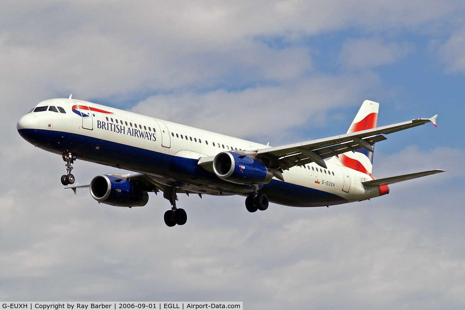 G-EUXH, 2004 Airbus A321-231 C/N 2363, Airbus A321-231 [2363] (British Airways) Heathrow~G 01/09/2006. On finals 27L.