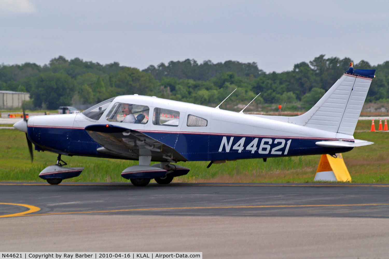 N44621, 1974 Piper PA-28-151 C/N 28-7415684, Piper PA-28-151 Cherokee Warrior [28-7415684] Lakeland-Linder~N 16/04/2010