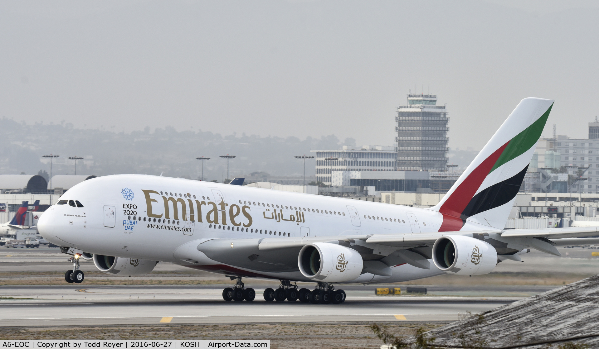 A6-EOC, 2014 Airbus A380-861 C/N 165, Departing LAX