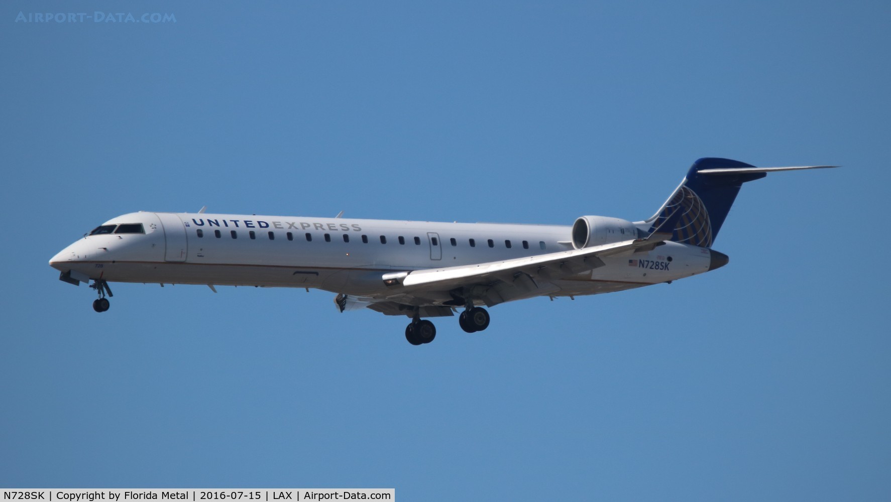 N728SK, 2005 Bombardier CRJ-701 (CL-600-2C10) Regional Jet C/N 10192, United Express