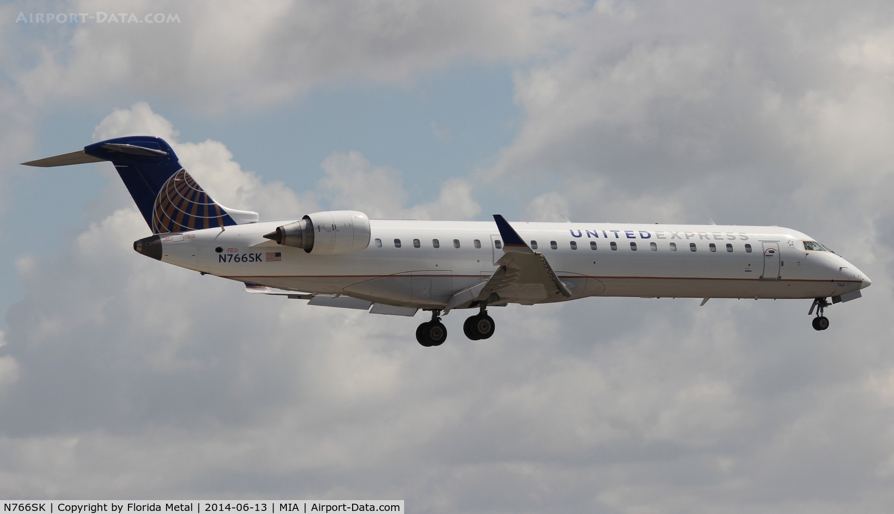 N766SK, 2005 Bombardier CRJ-702 (CL-600-2C10) Regional Jet C/N 10232, United Express