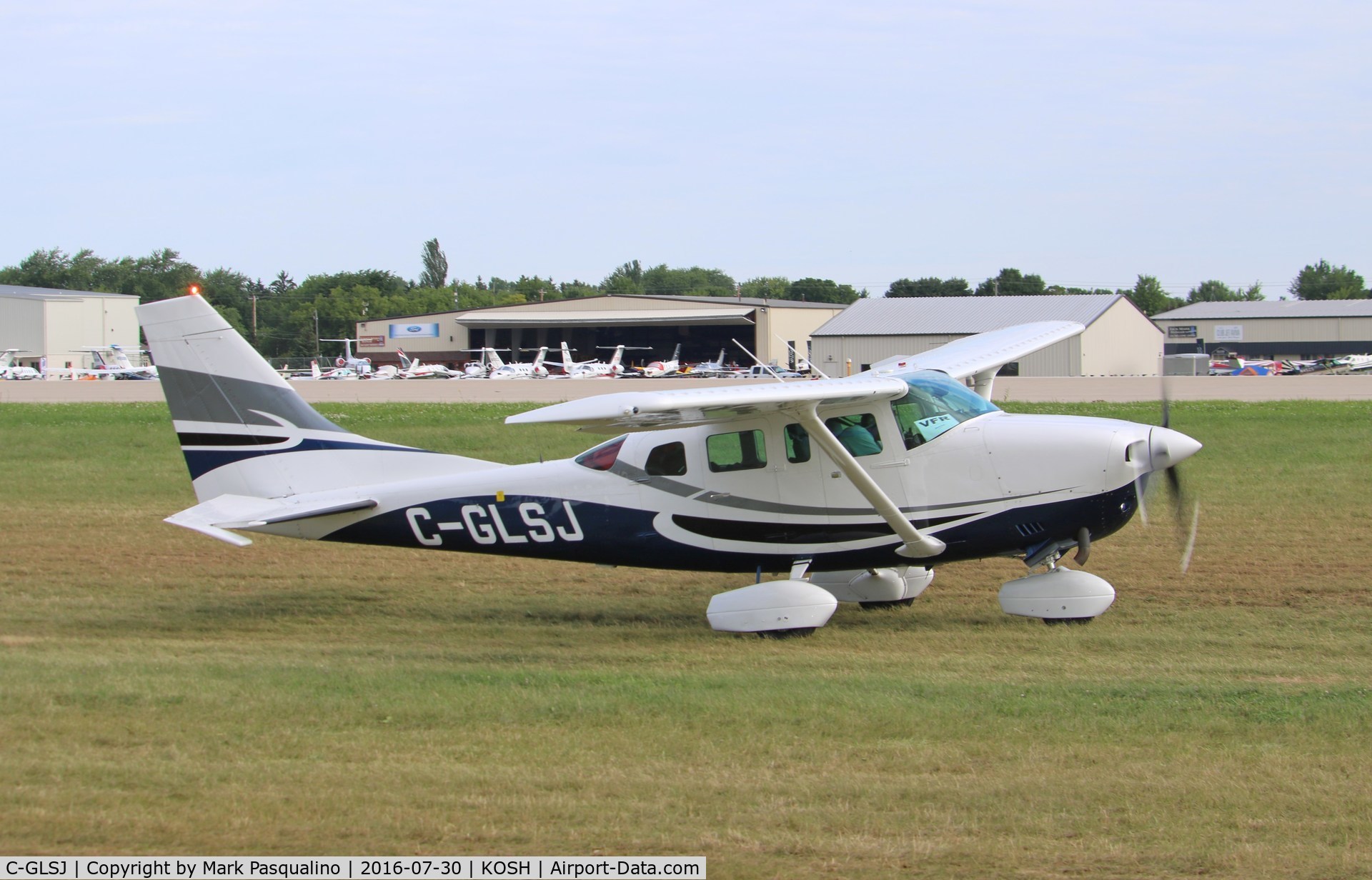 C-GLSJ, 1981 Cessna TU206G Turbo Stationair C/N U20606639, Cessna TU206G