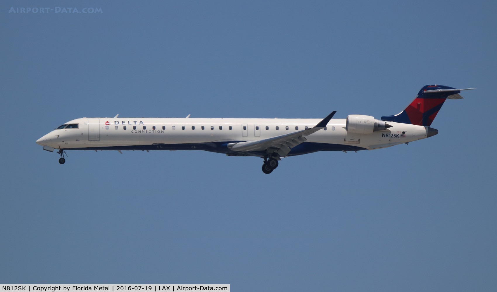 N812SK, 2006 Bombardier CRJ-900ER (CL-600-2D24) C/N 15098, Delta Connection